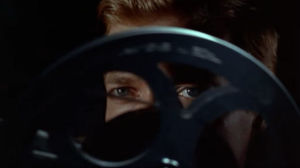 peeping_tom