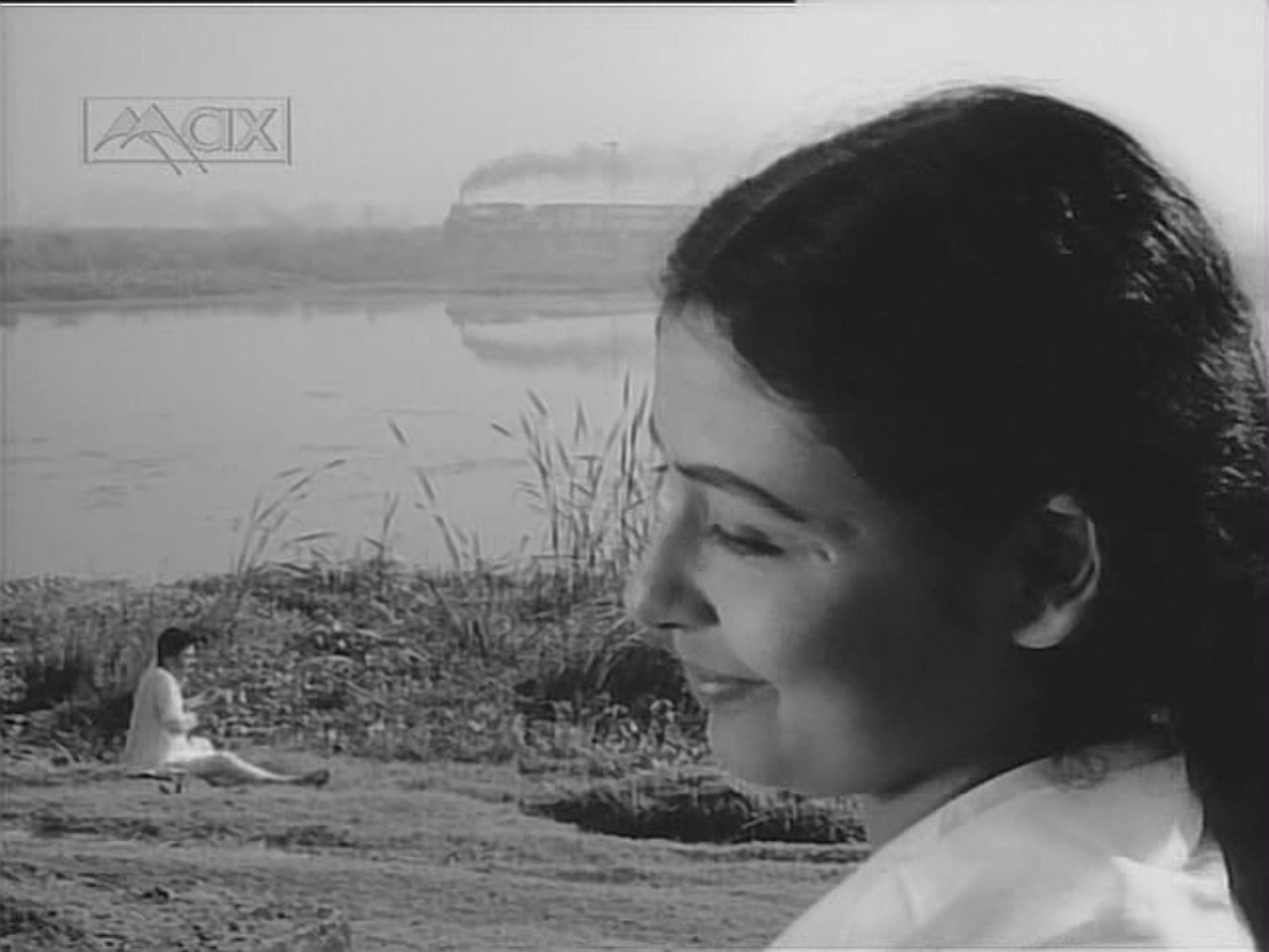 Supriya Choudhury and Anil Chatterjee in Ritwik Ghatak's The Cloud-Capped Star Supriya Choudhury and Anil Chatterjee in Ritwik Ghatak's The Cloud-Capped Star