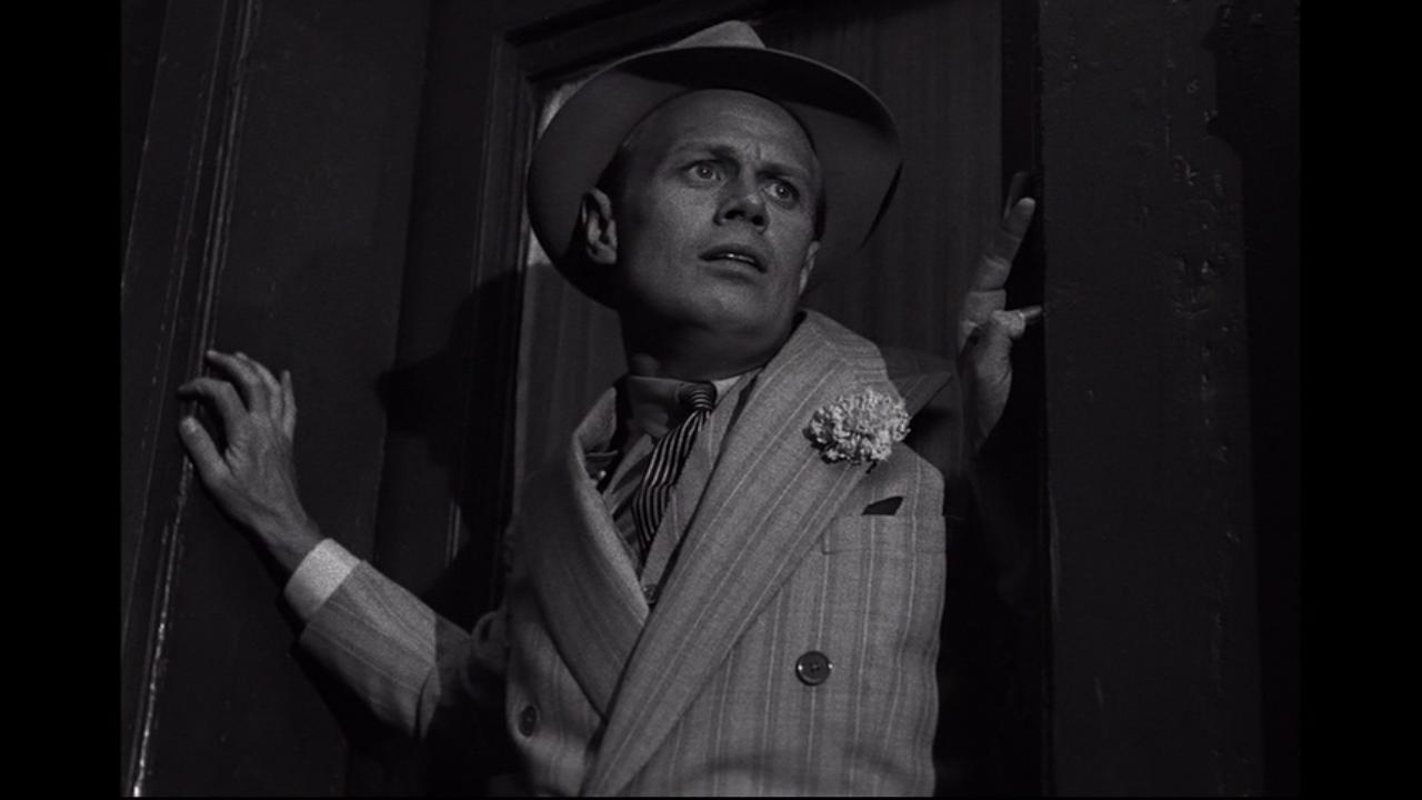 Walls closing in on Richard Widmark in Night and the City