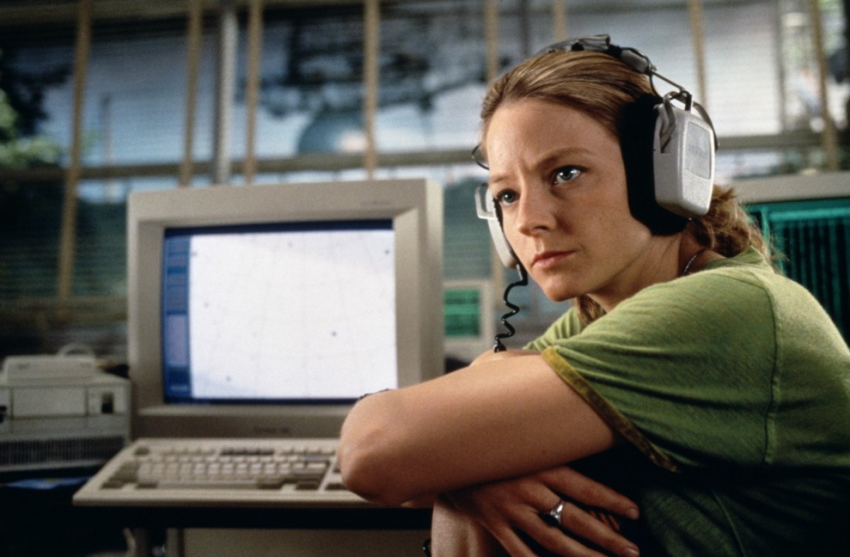 Jodie Foster with earphones in Contact