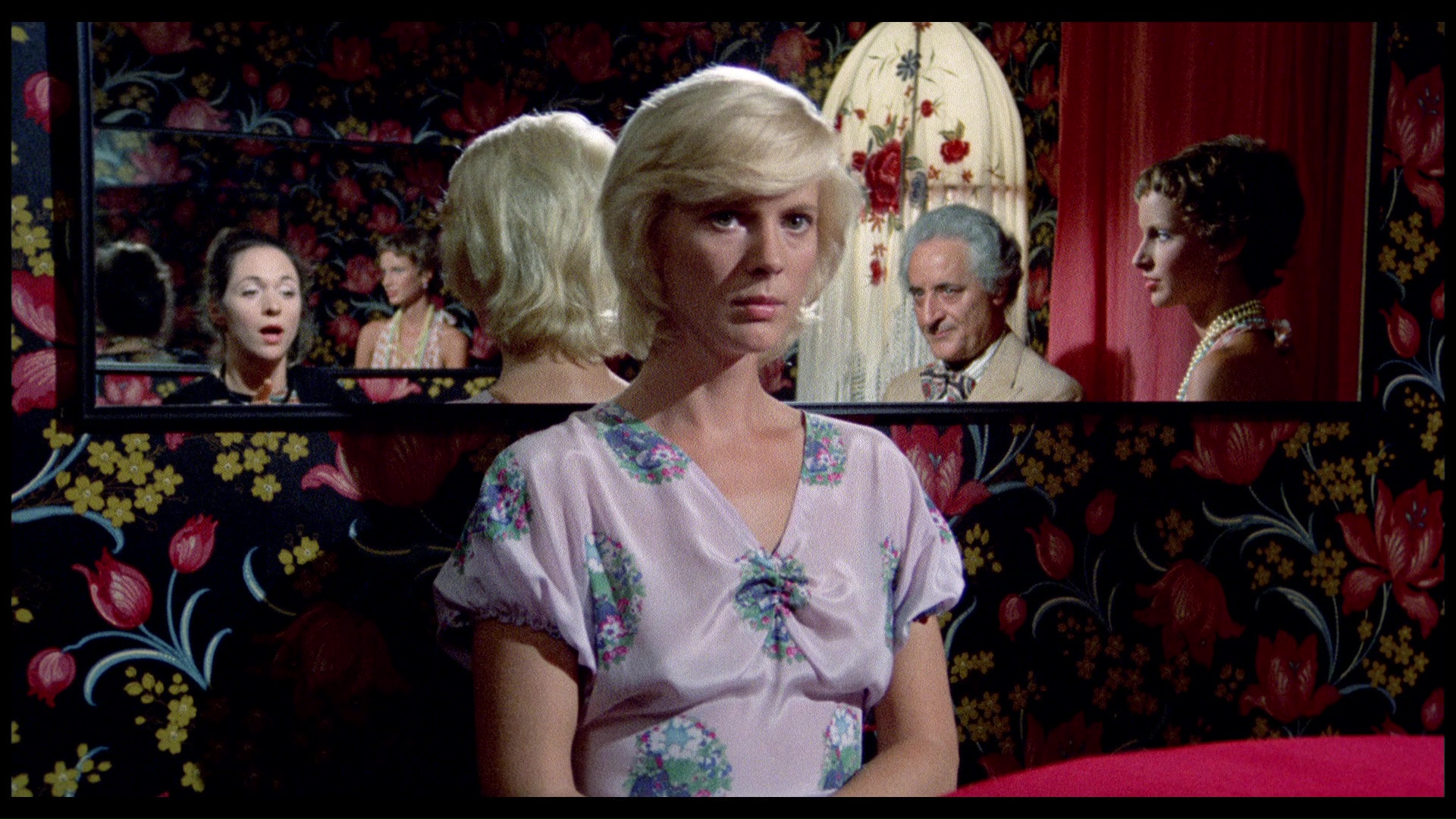 Mimsy Farmer in The Perfume of the Lady in Black giallo horror