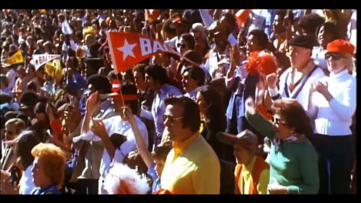 Two-Minute Warning fan flag